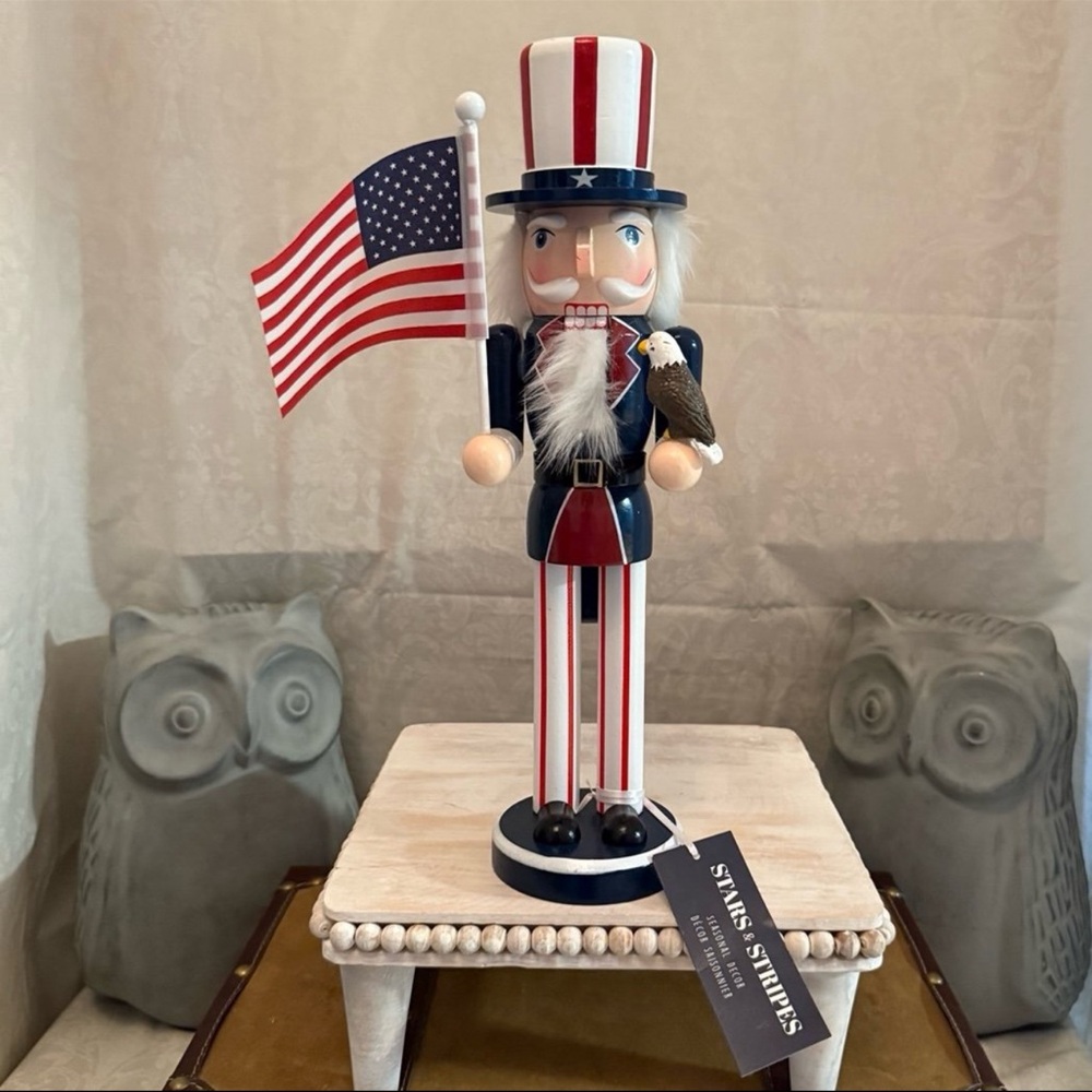 ⚡️Stars & Stripes Nutcracker Decor